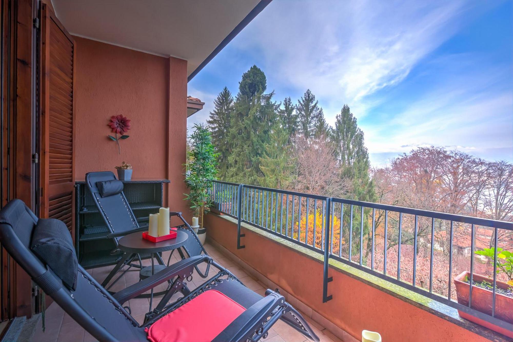Ferienwohnung La Bellavista Penthouse Stresa Exterior foto